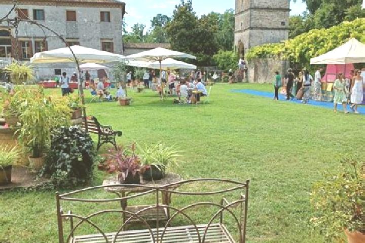 Escorts Brugine, Italy — Local Companions