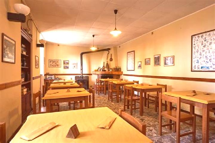 Escorts Brunate, Italy — Local Companions