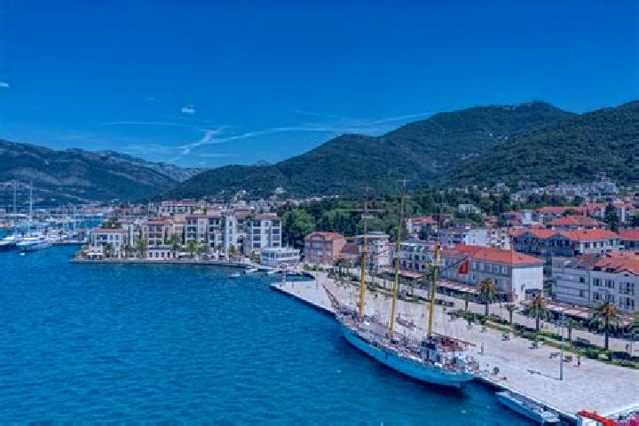 Escorts Budva, Montenegro — Local Companions