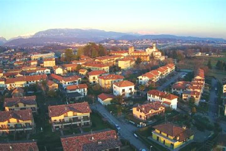 Escorts Bulgarograsso, Italy — Local Companions