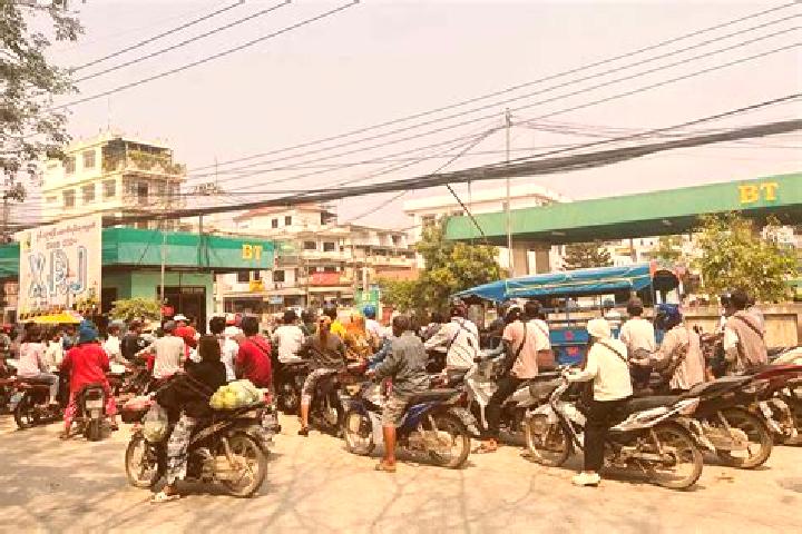 Escorts Buthidaung Town, Myanmar — Local Companions
