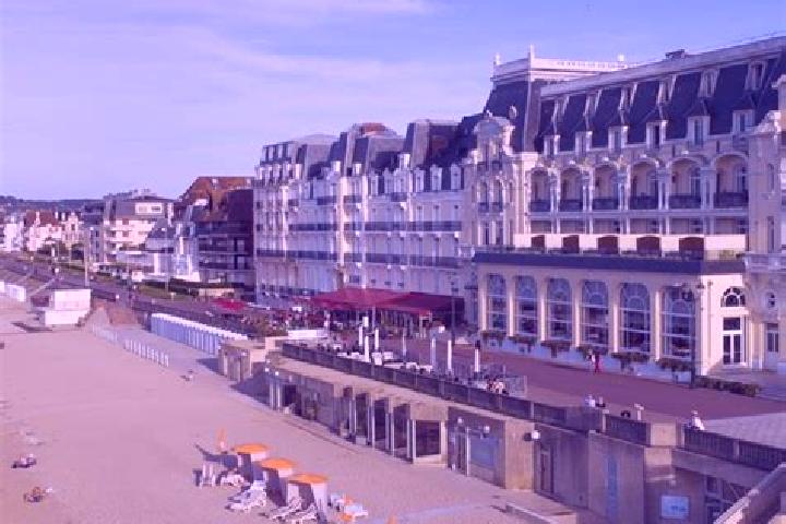 Escorts Cabourg, France — Local Companions