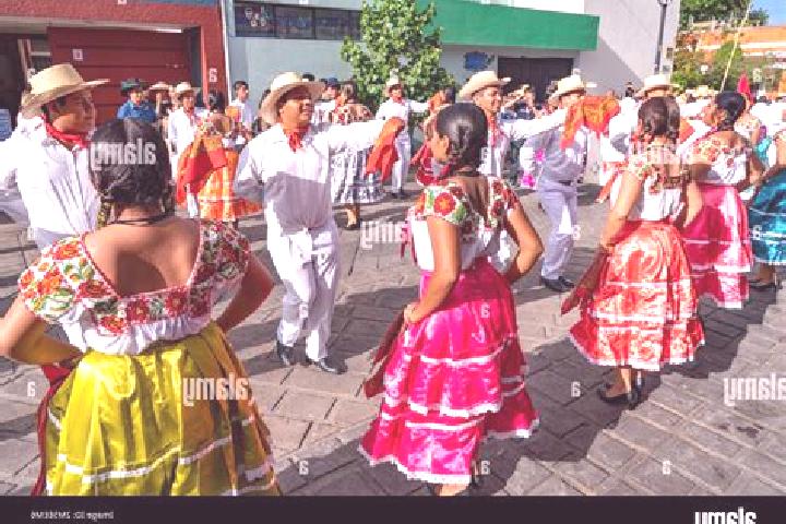 Escorts Cacahuatepec, Mexico — Local Companions