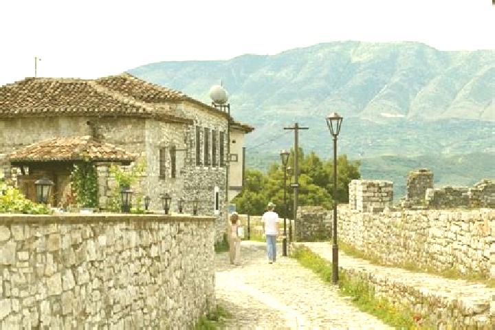 Escorts Cakran, Albania — Local Companions