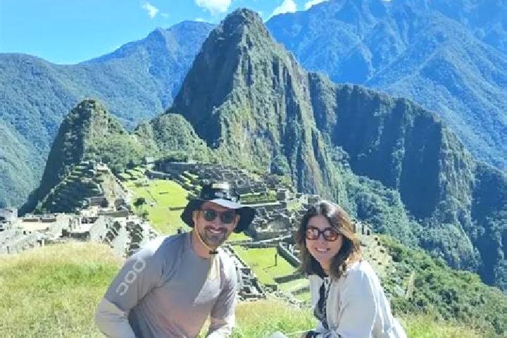 Escorts Calana, Peru — Local Companions