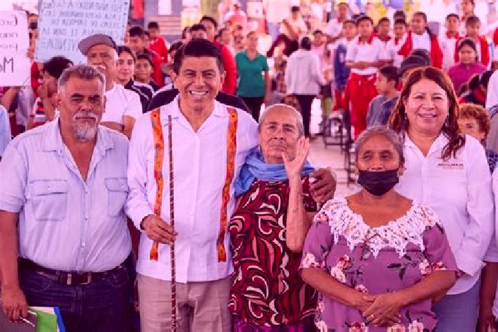 Escorts Calihuala, Mexico — Local Companions