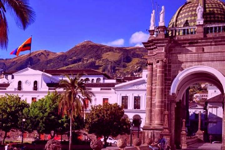 Escorts Calpi, Ecuador — Local Companions