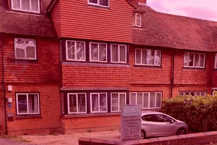 Escorts Camberley, United Kingdom — Local Companions