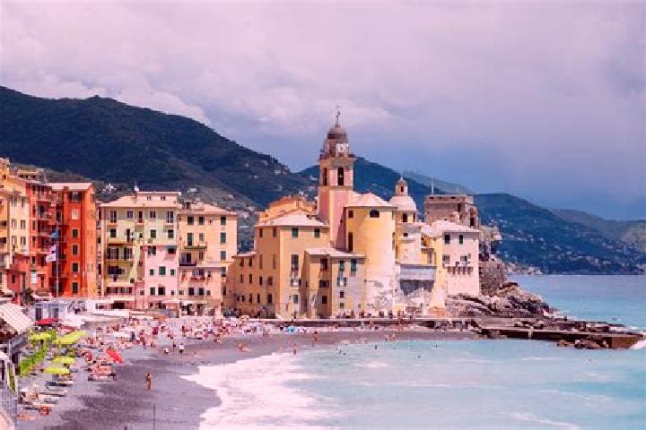 Escorts Camogli, Italy — Local Companions