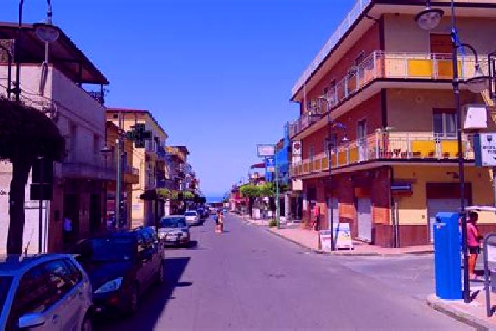 Escorts Campora San Giovanni, Italy — Local Companions