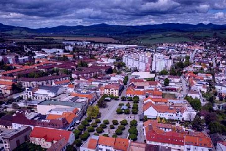 Escorts Cana, Slovakia — Local Companions