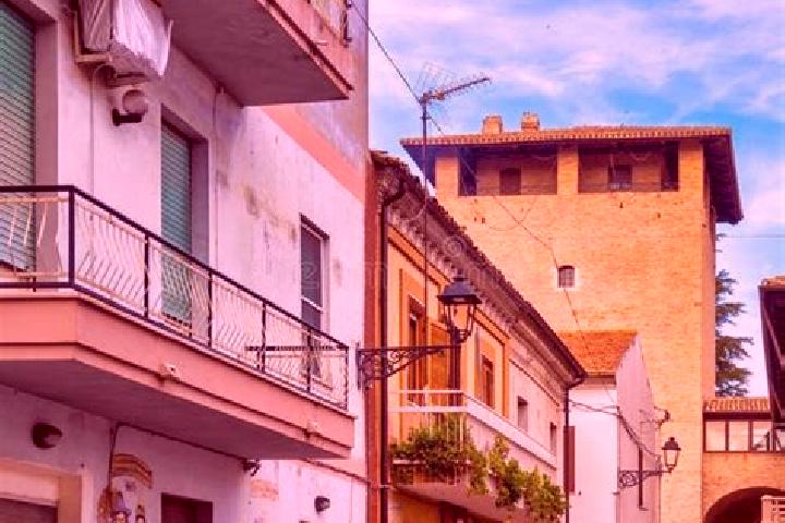 Escorts Cancelli, Italy — Local Companions