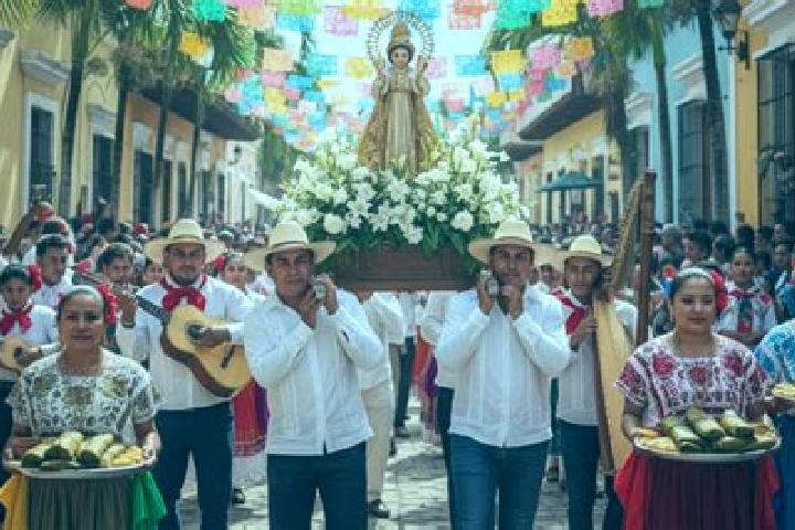 Escorts Candelaria, Mexico — Local Companions