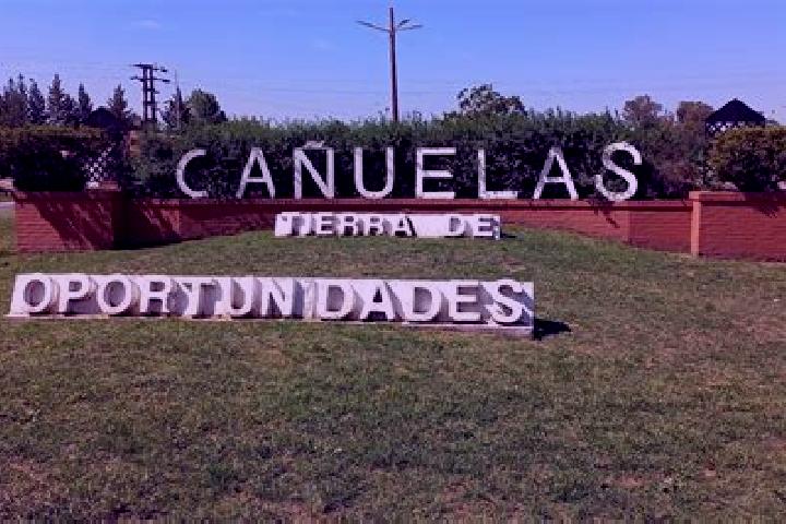 Escorts Canuelas, Argentina — Local Companions
