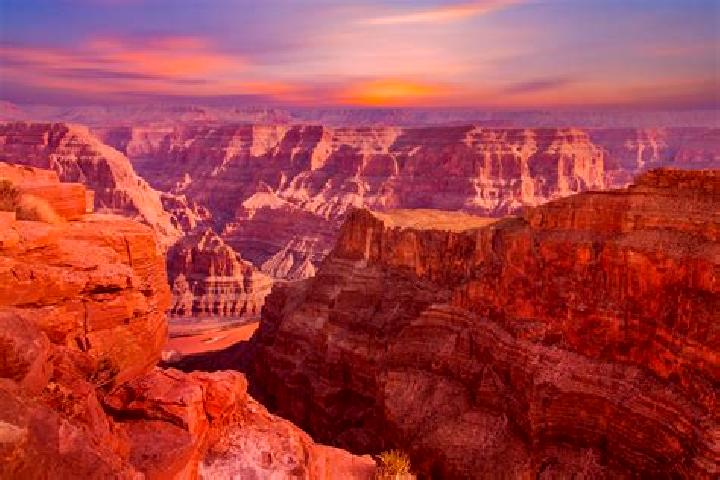 Escorts Canyon Rim, United States — Local Companions