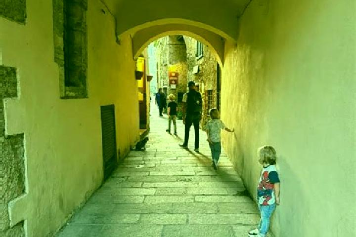 Escorts Capalbio Scalo, Italy — Local Companions