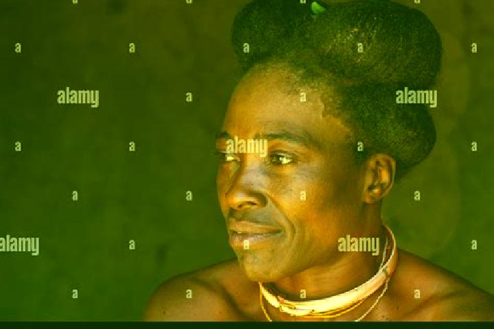 Escorts Capangombe, Angola — Local Companions