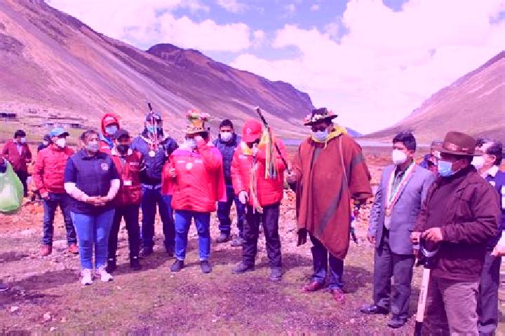 Escorts Carampoma, Peru — Local Companions