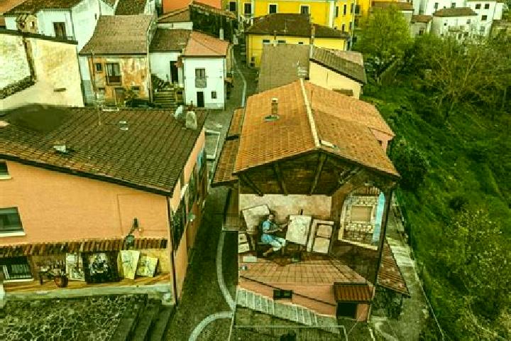 Escorts Cardano al Campo, Italy — Local Companions