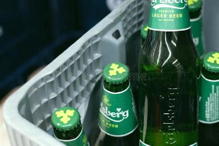 Escorts Carlsberg, Germany — Local Companions