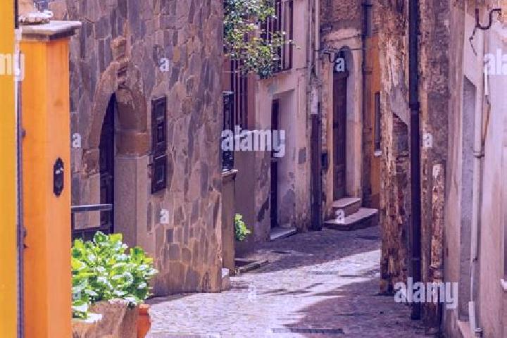 Escorts Caronia, Italy — Local Companions