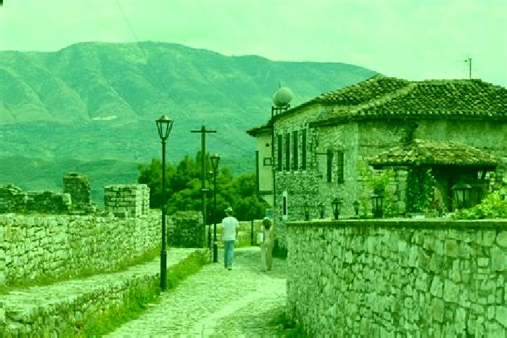 Escorts Carshove, Albania — Local Companions