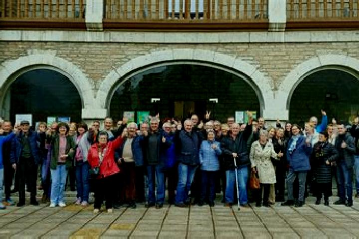 Escorts Cartes, Spain — Local Companions