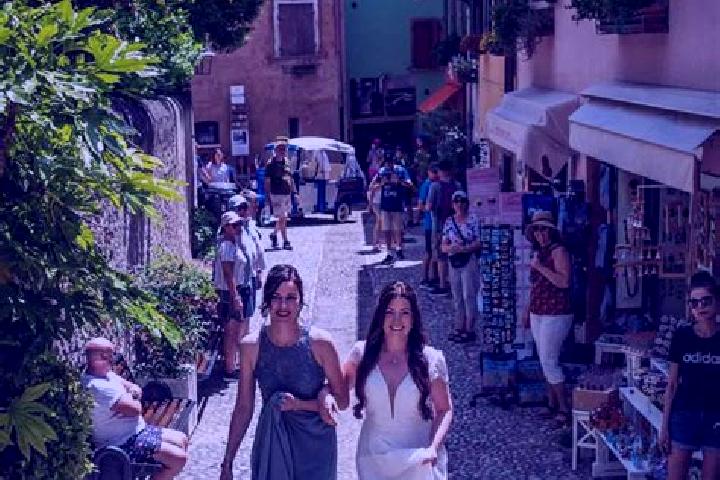 Escorts Casalvolone, Italy — Local Companions