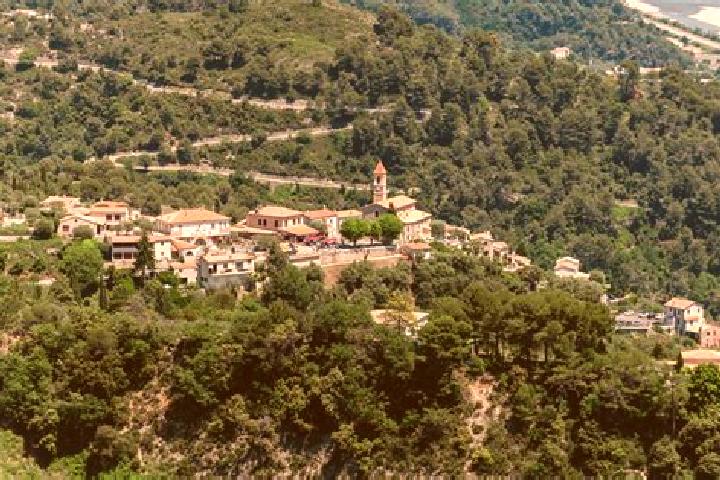 Escorts Castagniers, France — Local Companions