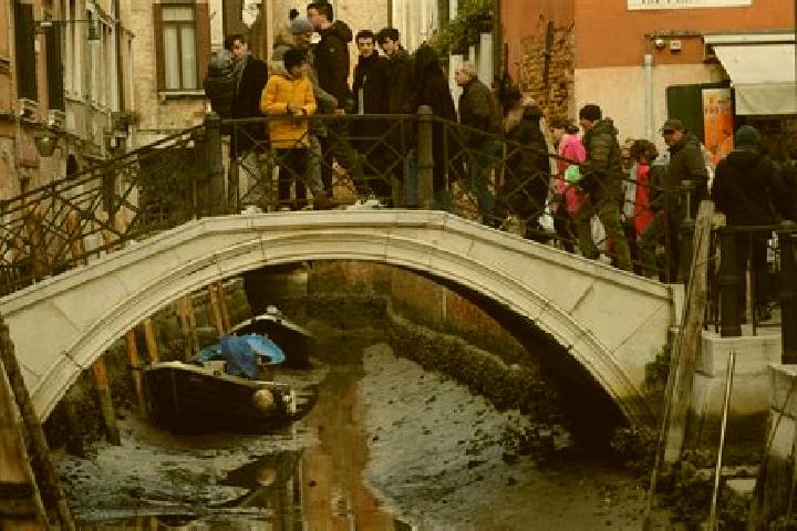 Escorts Castel Giorgio, Italy — Local Companions
