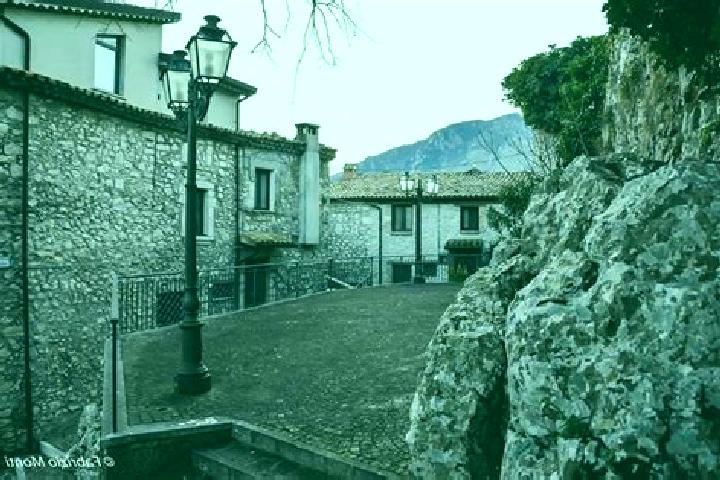 Escorts Castelnuovo Parano, Italy — Local Companions