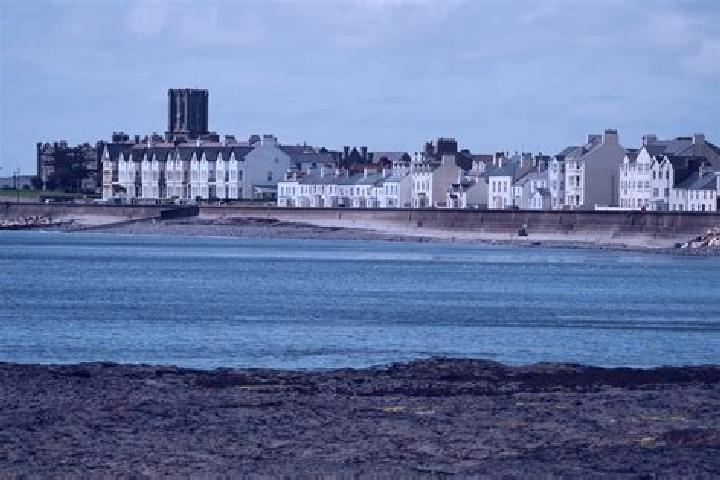 Escorts Castletown, Isle of Man — Local Companions