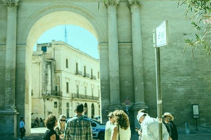 Escorts Castri di Lecce, Italy — Local Companions
