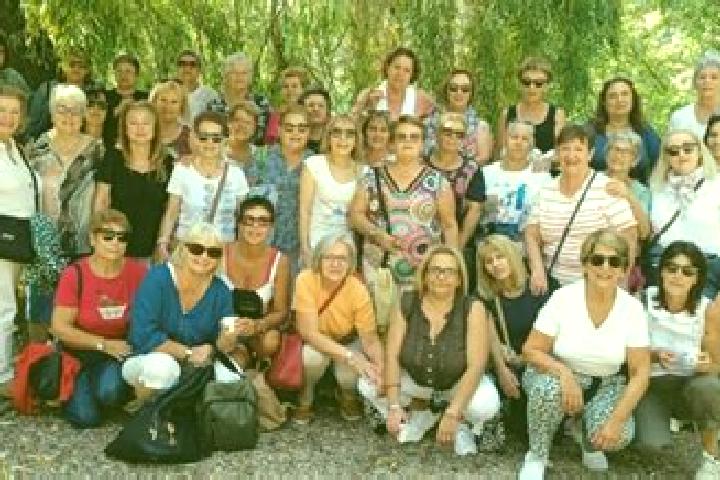 Escorts Castrillo de la Valduerna, Spain — Local Companions
