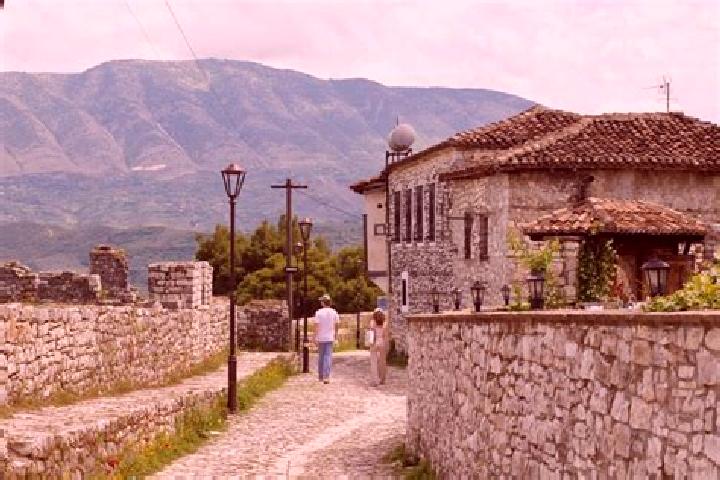 Escorts Cerava, Albania — Local Companions
