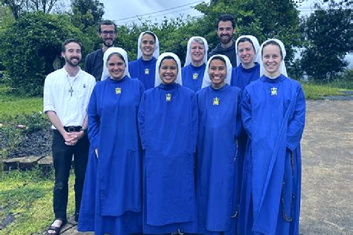 Escorts Cervione, France — Local Companions