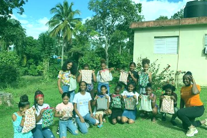 Escorts Cevicos, Dominican Republic — Local Companions