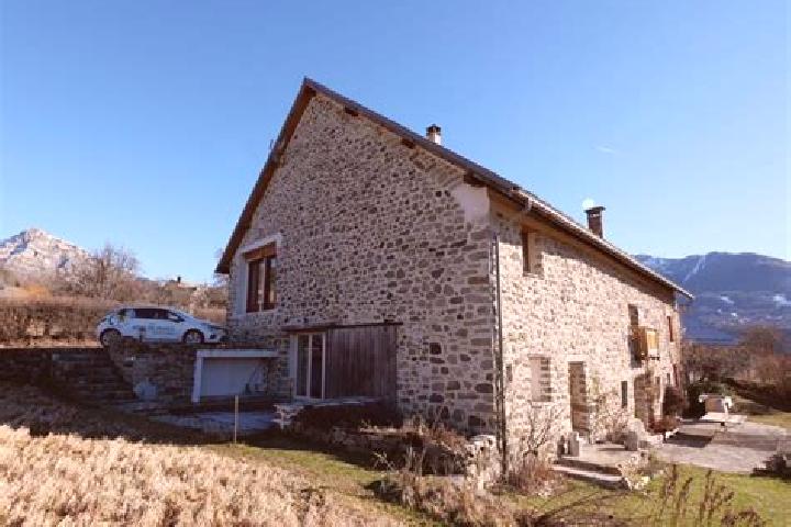 Escorts Chabottes, France — Local Companions