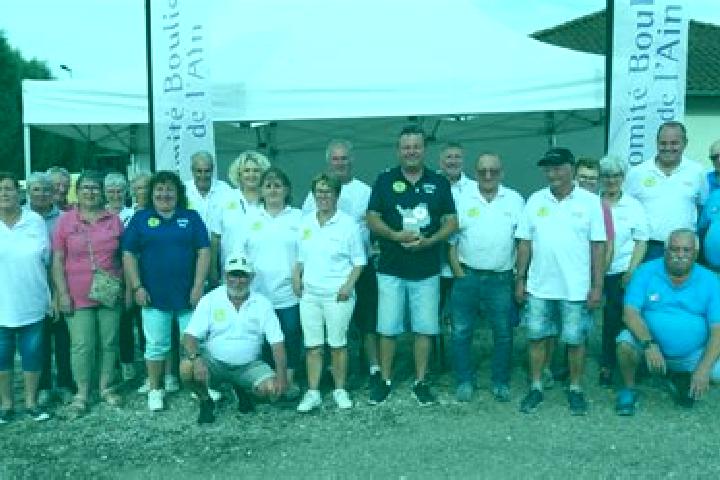 Escorts Chalamont, France — Local Companions