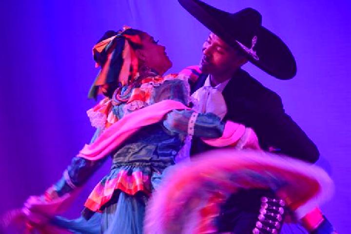 Escorts Chapultenango, Mexico — Local Companions
