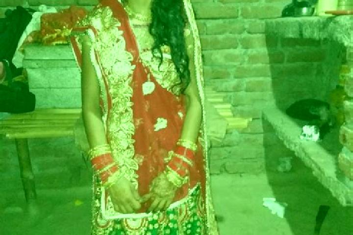 Escorts Charingia Gaon, India — Local Companions