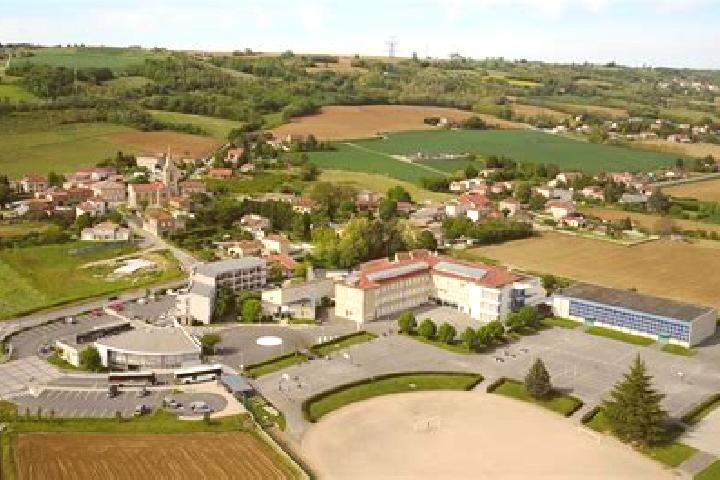 Escorts Chateauneuf-de-Galaure, France — Local Companions