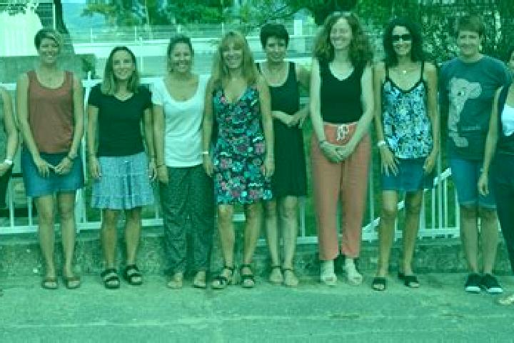 Escorts Chateauneuf-sur-Loire, France — Local Companions