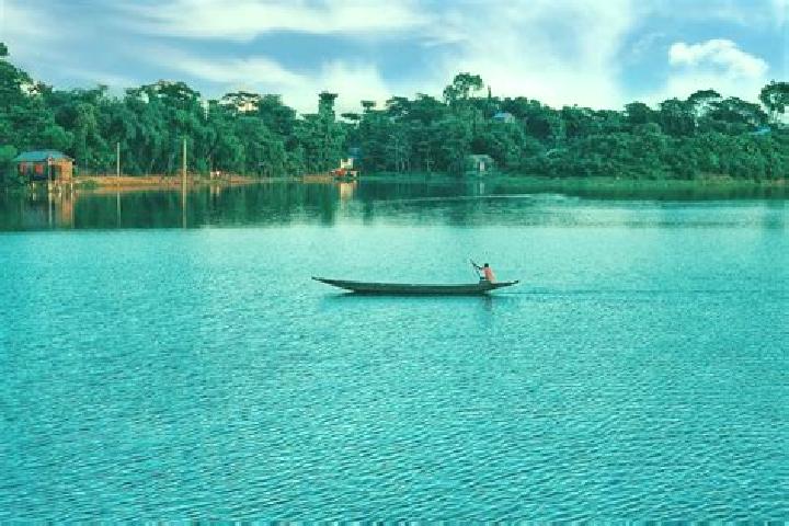 Escorts Chattogram, Bangladesh — Local Companions