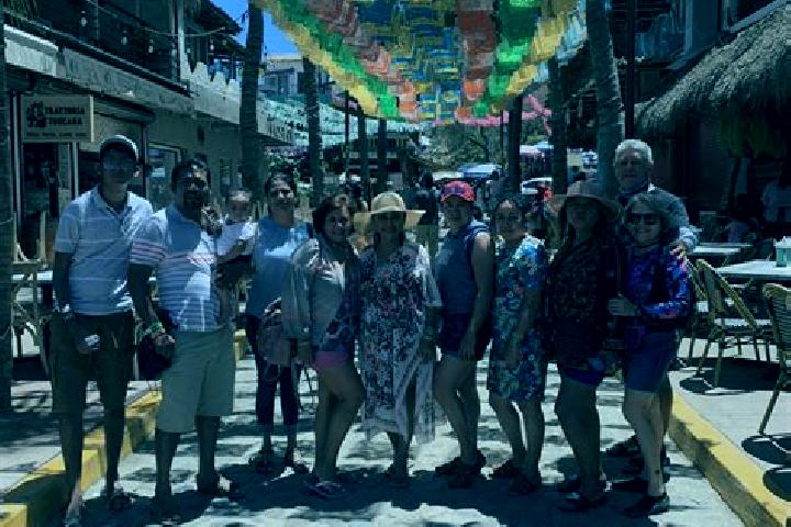 Escorts Chautengo, Mexico — Local Companions