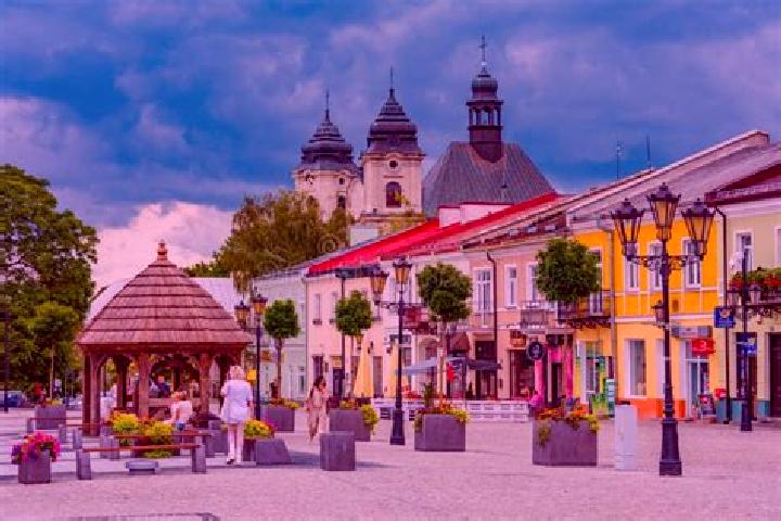 Escorts Chelm, Poland — Local Companions