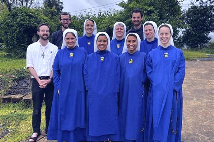 Escorts Cheraute, France — Local Companions