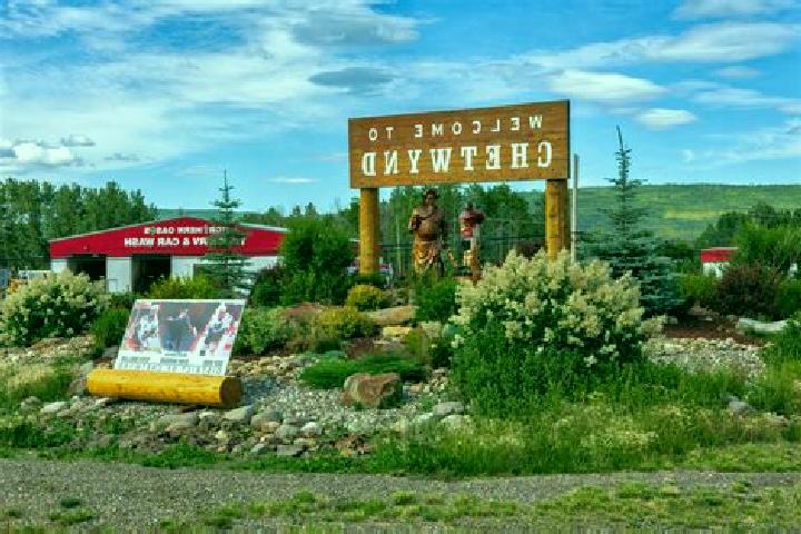 Escorts Chetwynd, Canada — Local Companions