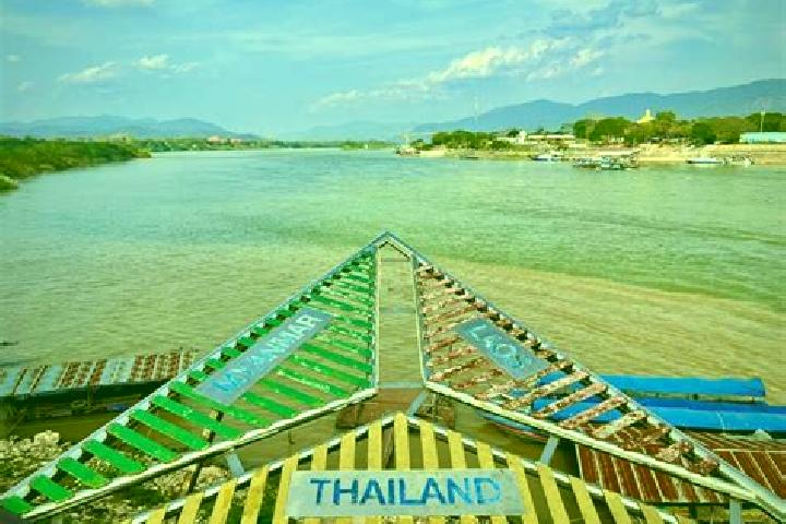 Escorts Chiang Saen, Thailand — Local Companions