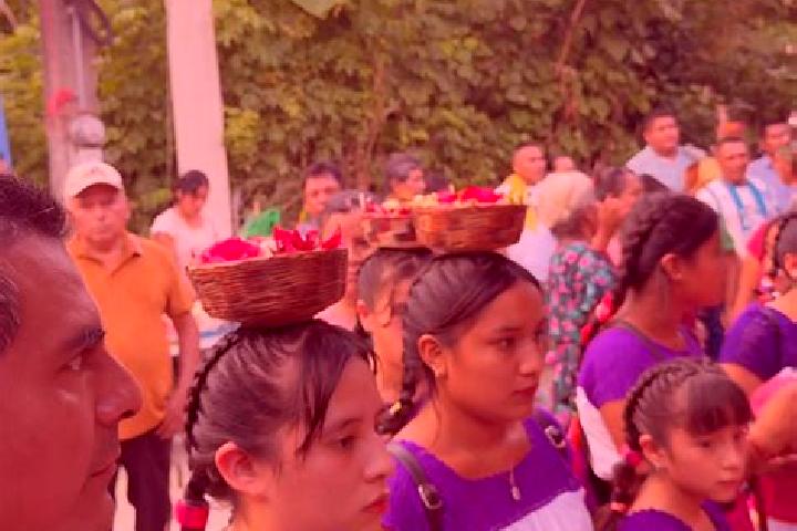 Escorts Chichiltepec, Mexico — Local Companions